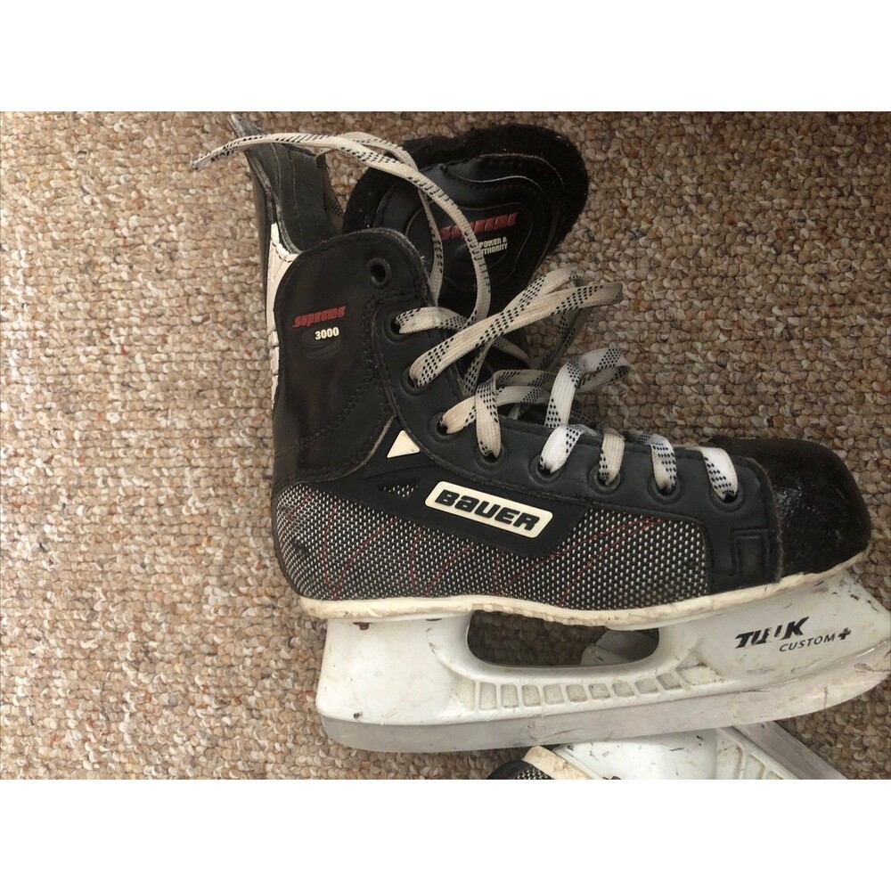 Bauer Supreme 3000 Youth Hockey Skates Black size 3.0-3.5 - Picture 2 of 14